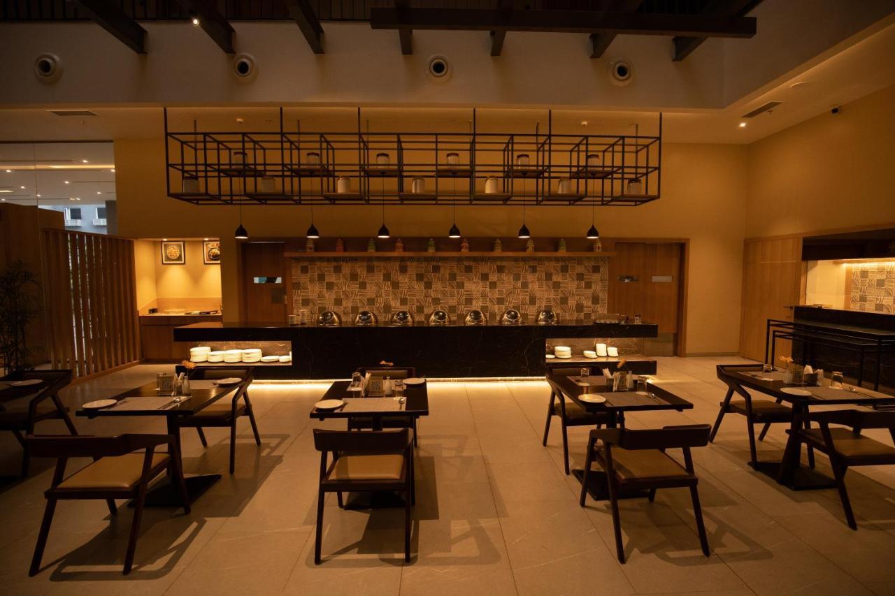 The Vern At Blvd Нашик Екстер'єр фото